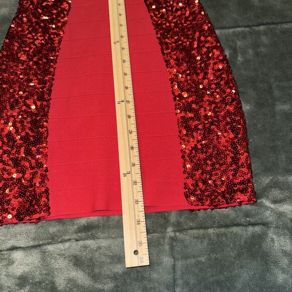 Guess Bodycon Dress Women's Small Red Sequin Halter Neck Cocktail Showgirl Glam - Picture 8 of 8